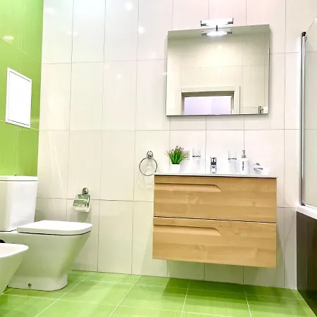 Navit Luxury Apartments With Breakfast Near The Railway Station, The City Center And The Park Киев Экстерьер фото