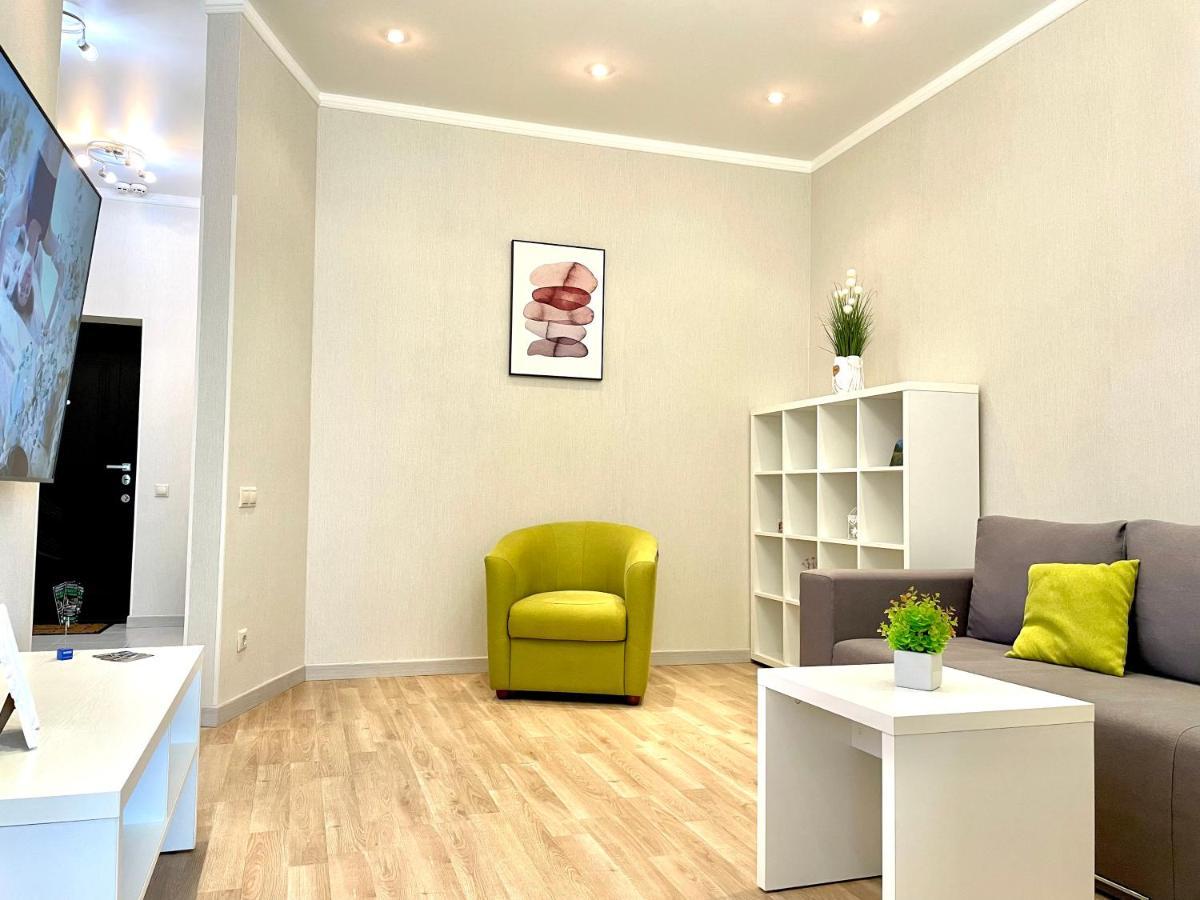 Apartment Navit Luxury With Breakfast Near The Railway Station, The Center And The Park *