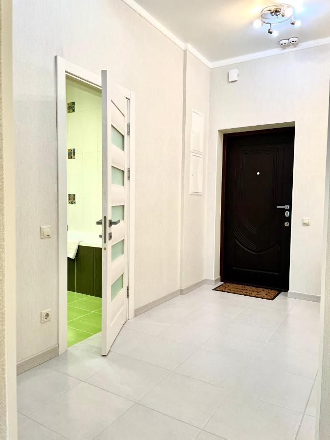 Apartment Navit Luxury With Breakfast Near The Railway Station, The Center And The Park *