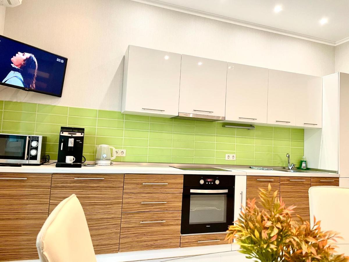 Navit Luxury With Breakfast Near The Railway Station, The Center And The Park Apartment Kiew